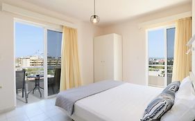 Eugenia Studios & Apartments